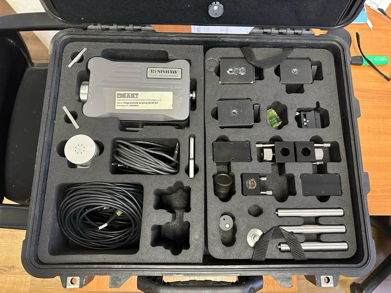 Laserový interferometr XL80 – mírně použitý